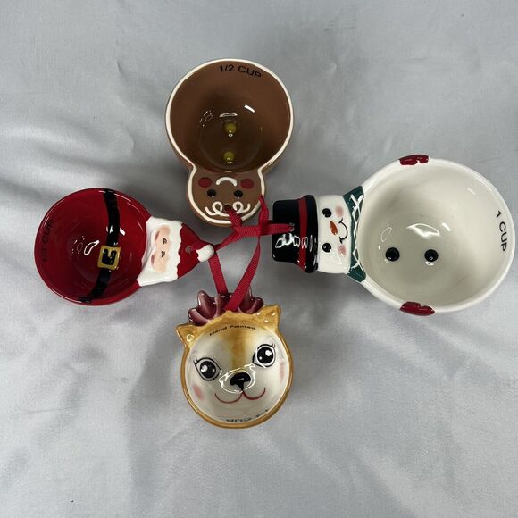 St. Nicholas Square Measuring Cups~Set of 4 New for 2022 Holiday - Picture 1 of 8